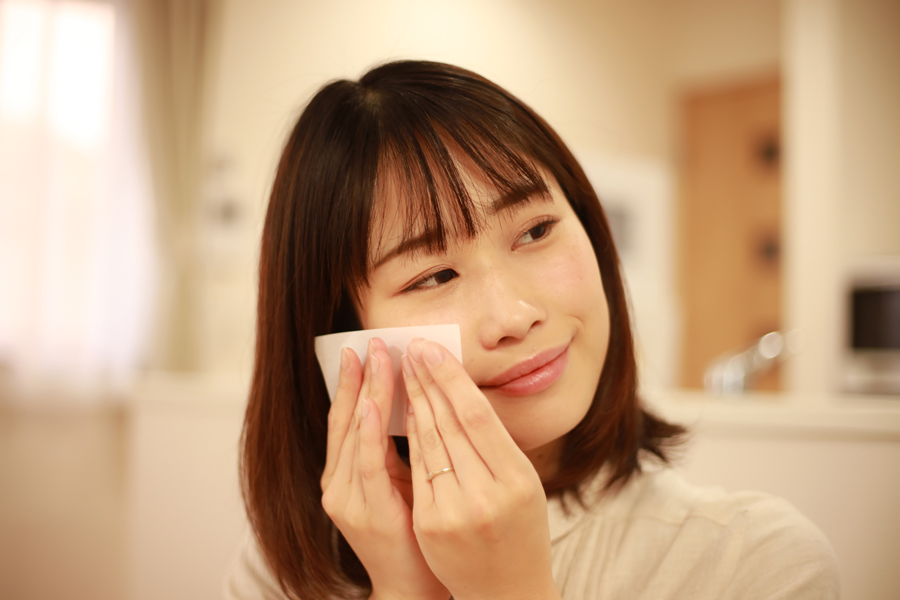 正しい洗顔方法で、お肌の皮脂対策をしましょう