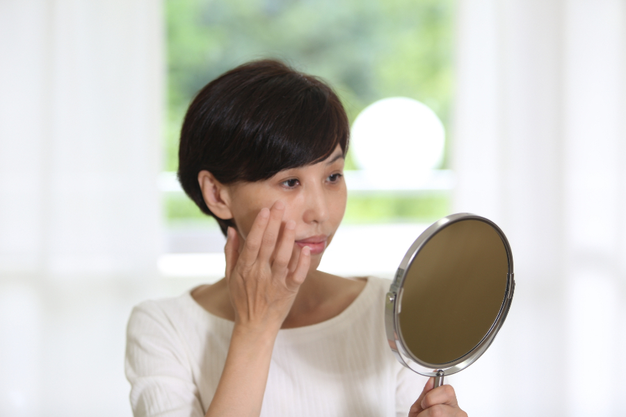 タバコがお肌に及ぼす悪影響
