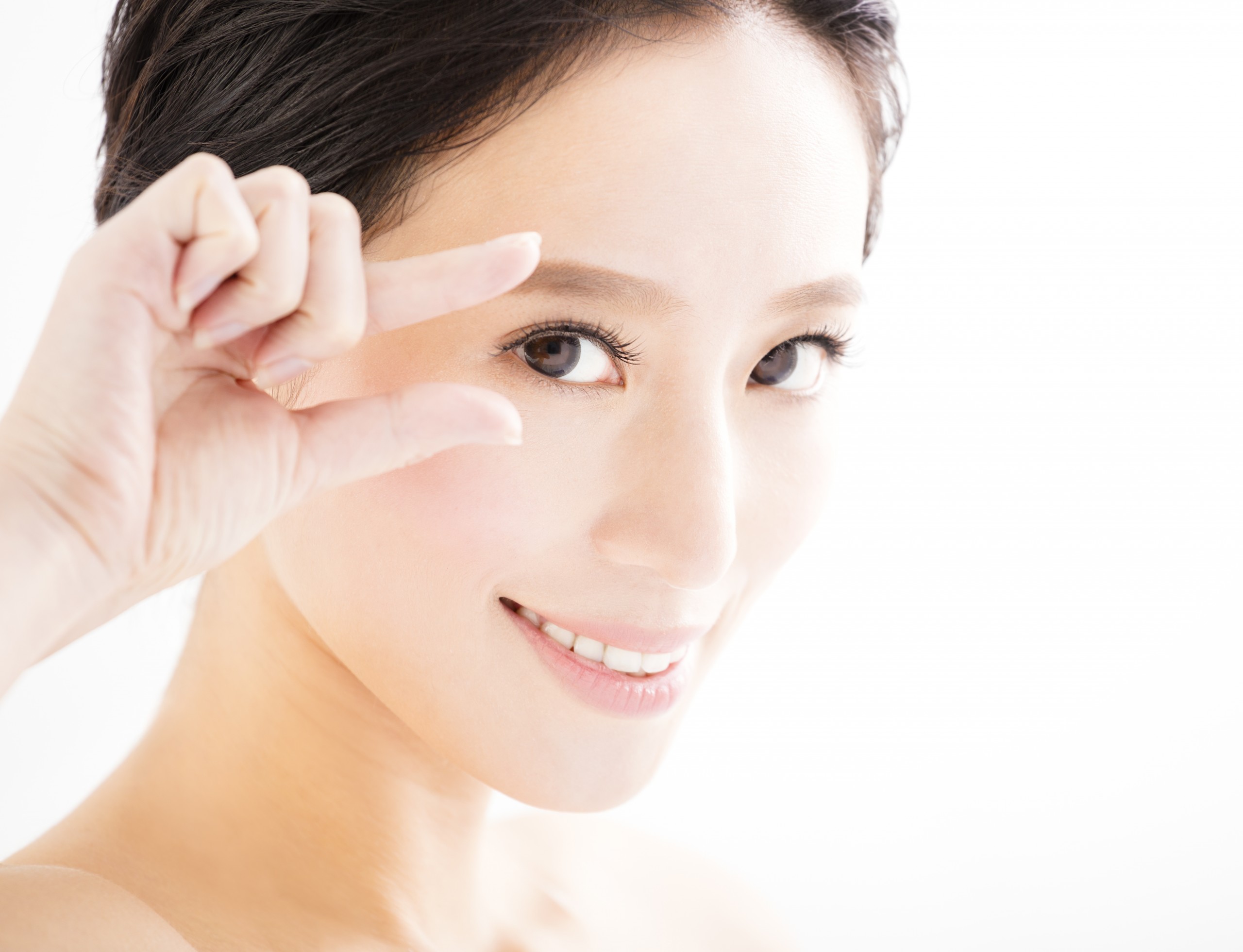 ワセリンでまつ毛は伸びる説は本当か?